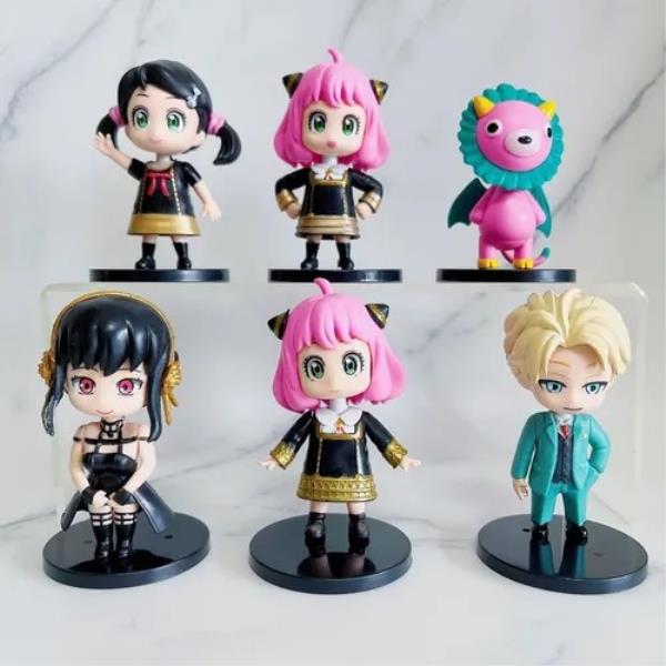 GASHAPONES SPY FAMILY 6PCS SIZE 9 CM