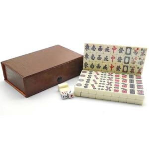 JUEGO MAHJONG 144PCS TRADICIONAL CAJA MARRON 15-9.5 CM  FICHAS 2X1.5 CM