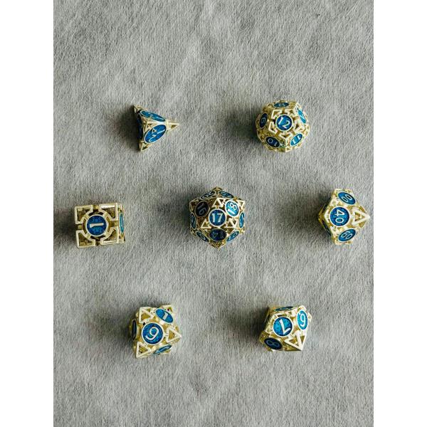 SET DE DADOS METALICOS POLIEDRICOS HUECO #01