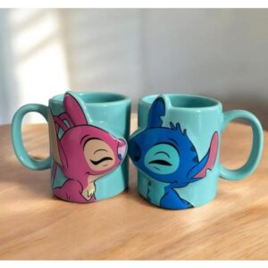 TAZA 3D CERÁMICA STITCH Y ANGEL CON CAJA