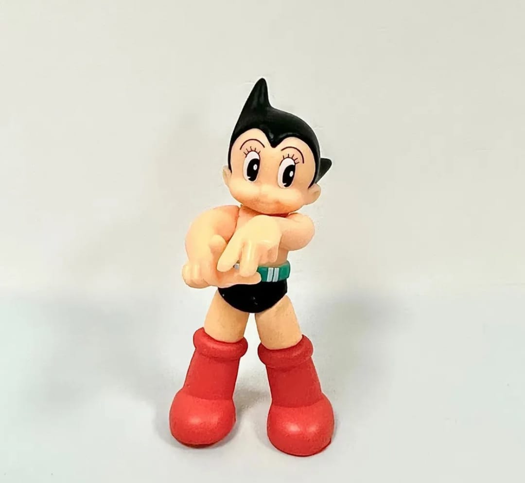 GASHAPONES ASTRO BOY 5PCS PVC SIZE 5CM CON CAJA