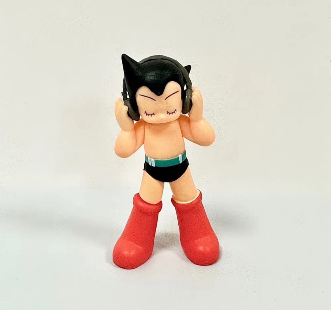 GASHAPONES ASTRO BOY 5PCS PVC SIZE 5CM CON CAJA