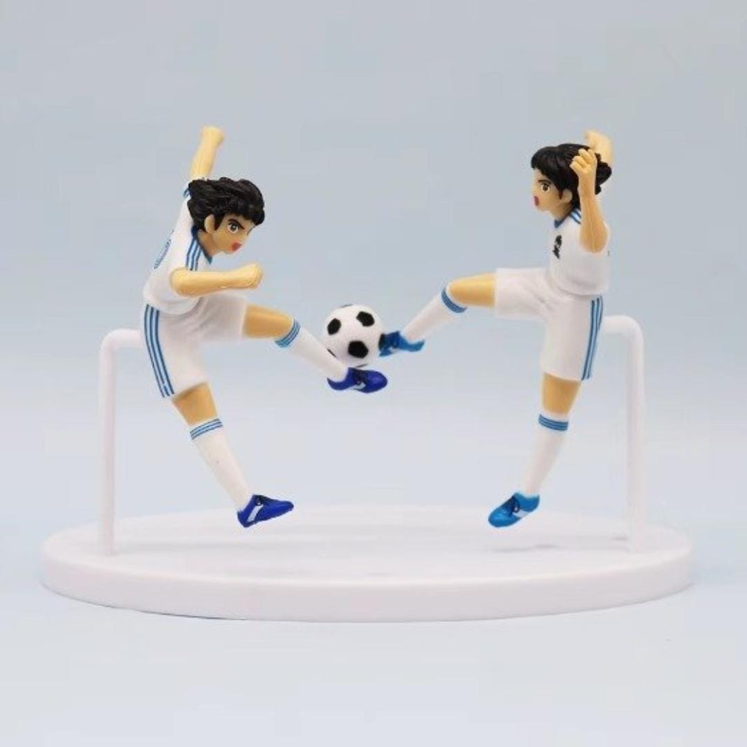 GASHAPONES CAPITAN TSUBASA - SUPER CAMPEONES 6PCS PVC HARD TOY SET WITH BASE SIZE 10 CM