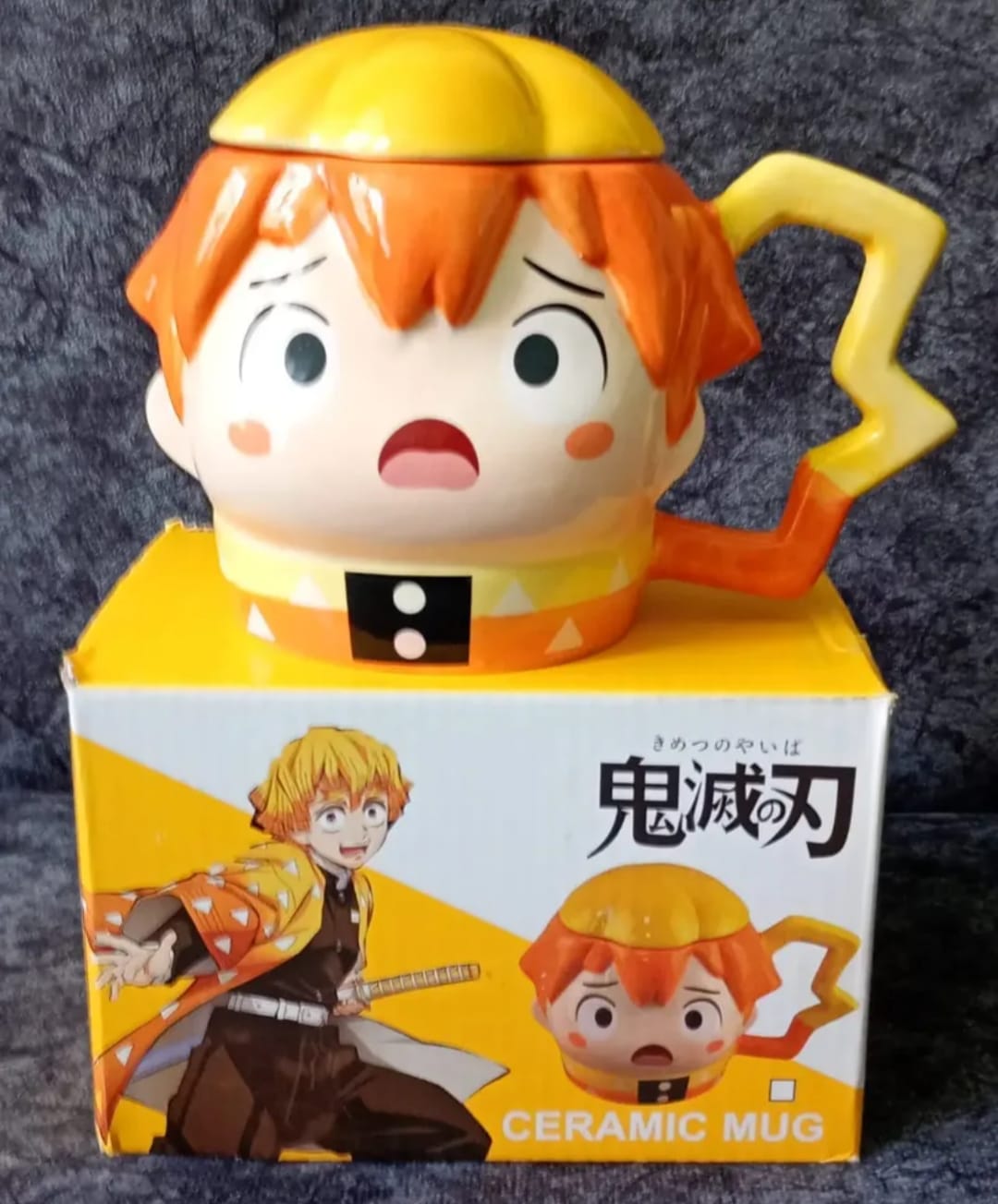 TAZA 3D CERAMICA DEMON SLAYER ZENITSU CON CAJA