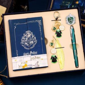 CUADERNO HARRY POTTER + BOLIGRAFO + MARCA PAGINAS CON FORMA DE PLUMA SLYTHERIN