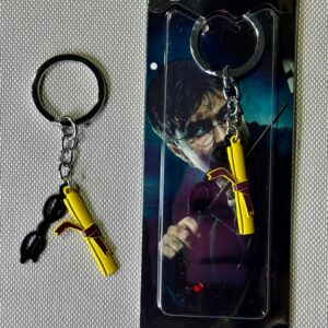 LLAVERO HARRY POTTER LENTES + DIPLOMA #10
