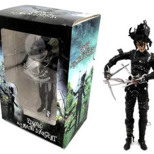 FIGURA JOVEN MANOS DE TIJERA PVC TOY 18CM CON CAJA