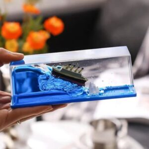 BARCO TITANIC LINGOTE INSUMERGIBLE COLOUR BOX SIZE 15X5 CM
