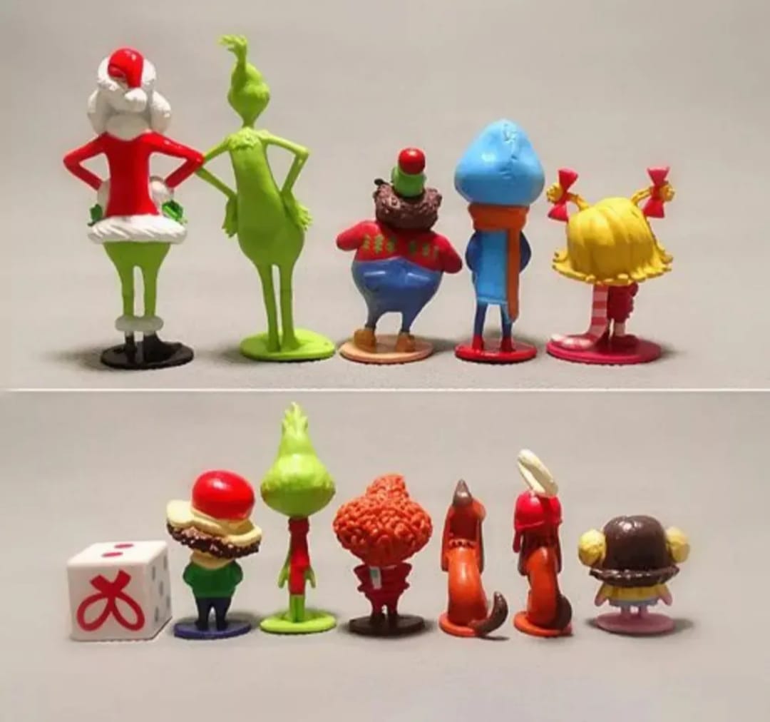 GASHAPONES EL GRINCH 12PCS SIZE 3-7 CM & DE REGALO 10 PCS COLGANTES DE ACRILICO