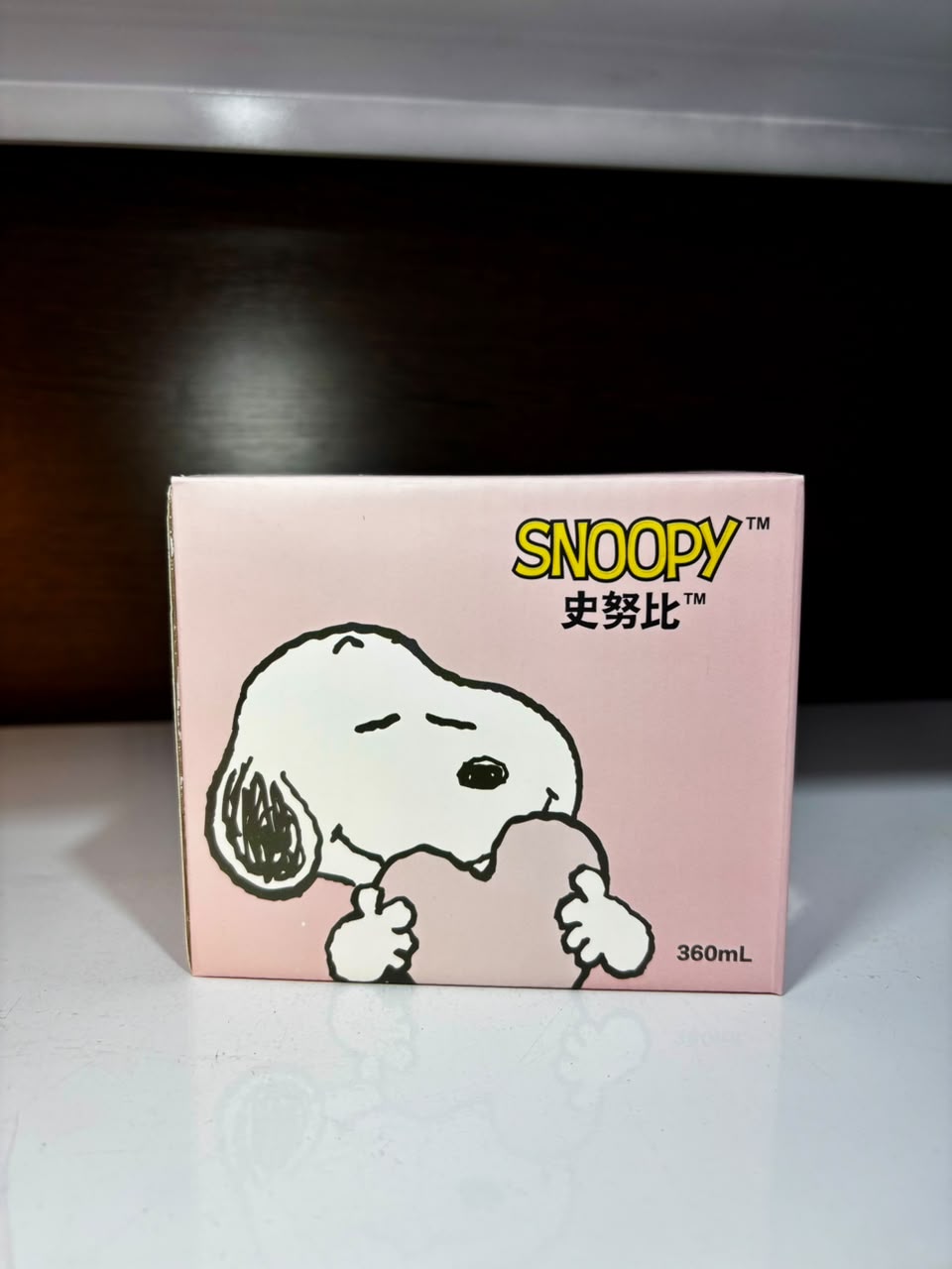 TAZA CERÁMICA SNOOPY #02 CON TAPA DE SILICONA EN CAJA